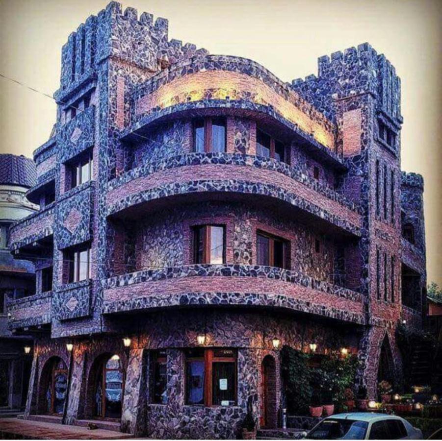 Hotel Edinburgh Caracal Exterior photo